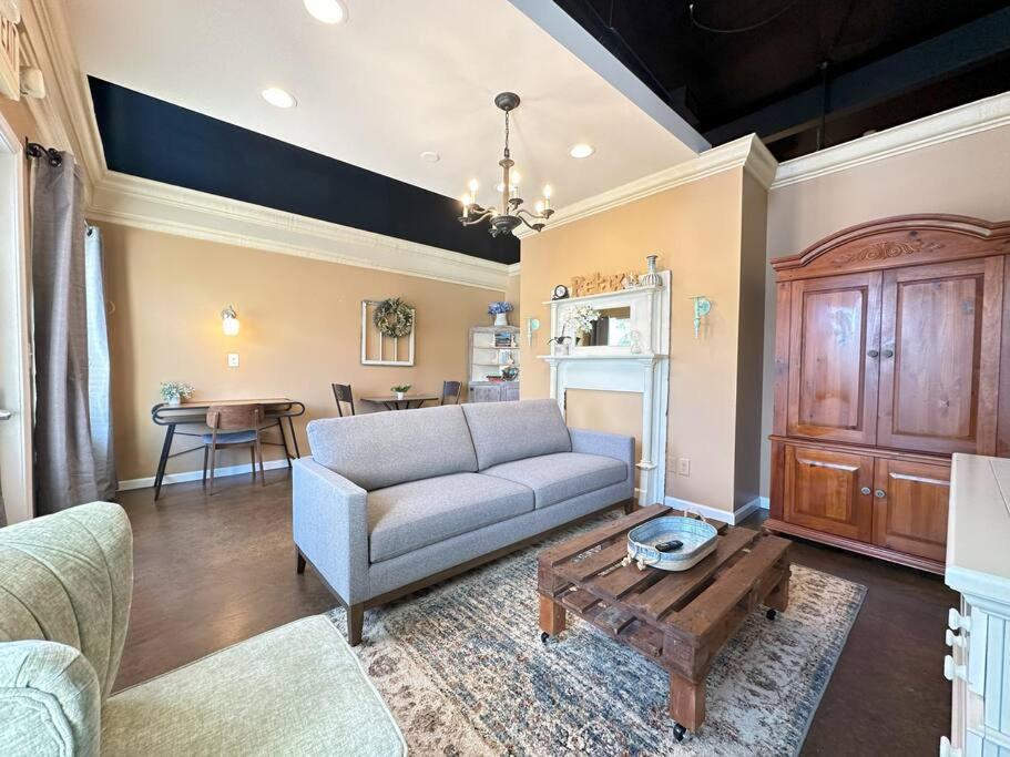 Haven At Hazel~Downtown Loft Apartment Demorest Екстериор снимка