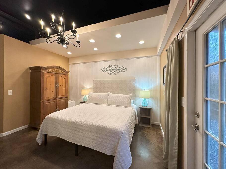 Haven At Hazel~Downtown Loft Apartment Demorest Екстериор снимка