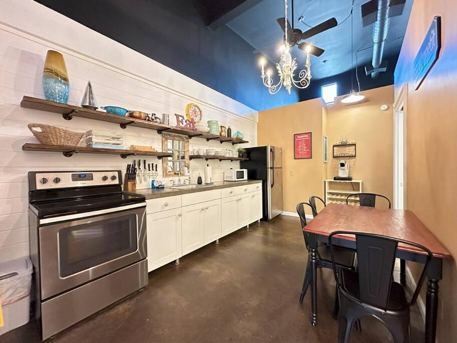 Haven At Hazel~Downtown Loft Apartment Demorest Екстериор снимка